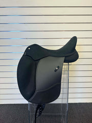 Wintec Pro Dressage HART Blk 44cm/17.5" PROTOTYPE - The Trading Stables