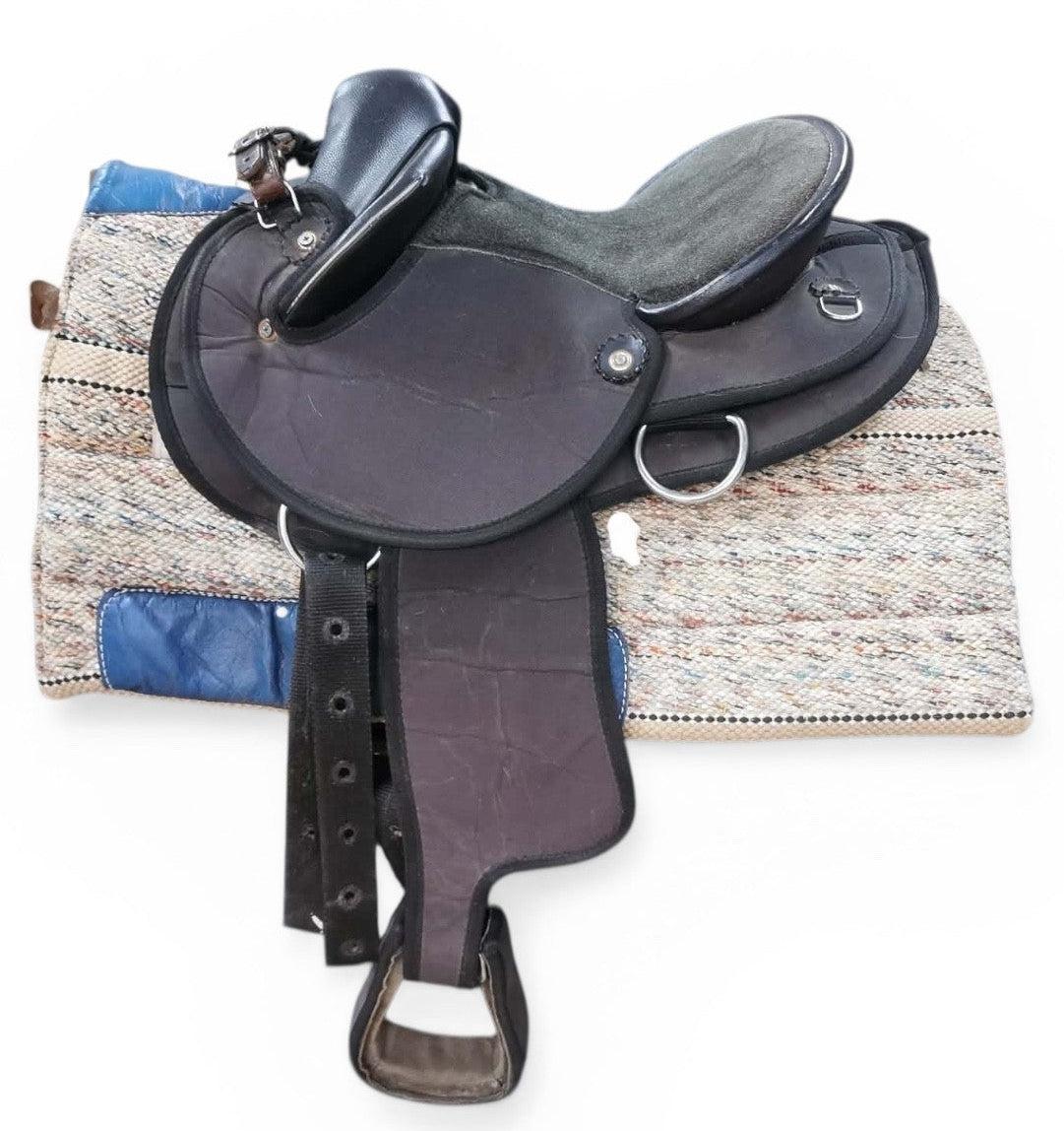 Elite Half Breed Synthetic Fully Mounted 13" Second Hand - The Trading Stables