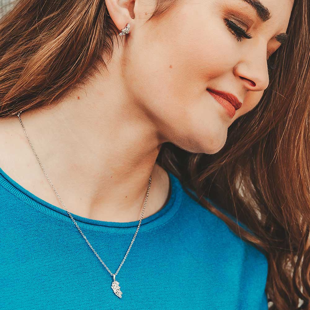 Montana Bridgerton Feather Necklace - The Trading Stables