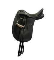 Wintec 250 Dressage 16inch Flock Second Hand - The Trading Stables